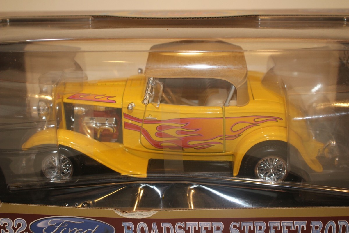 ☆ 32 CHEVY ROADSTER ☆32シボレーロードスター☆ 1/18