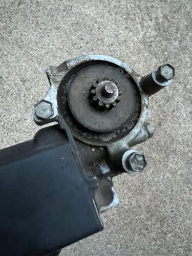 OEM GM 1961 1962 1963 1964 Chevy Impala SS 2 Door POWER Window Motor Pontiac - Picture 4 of 9
