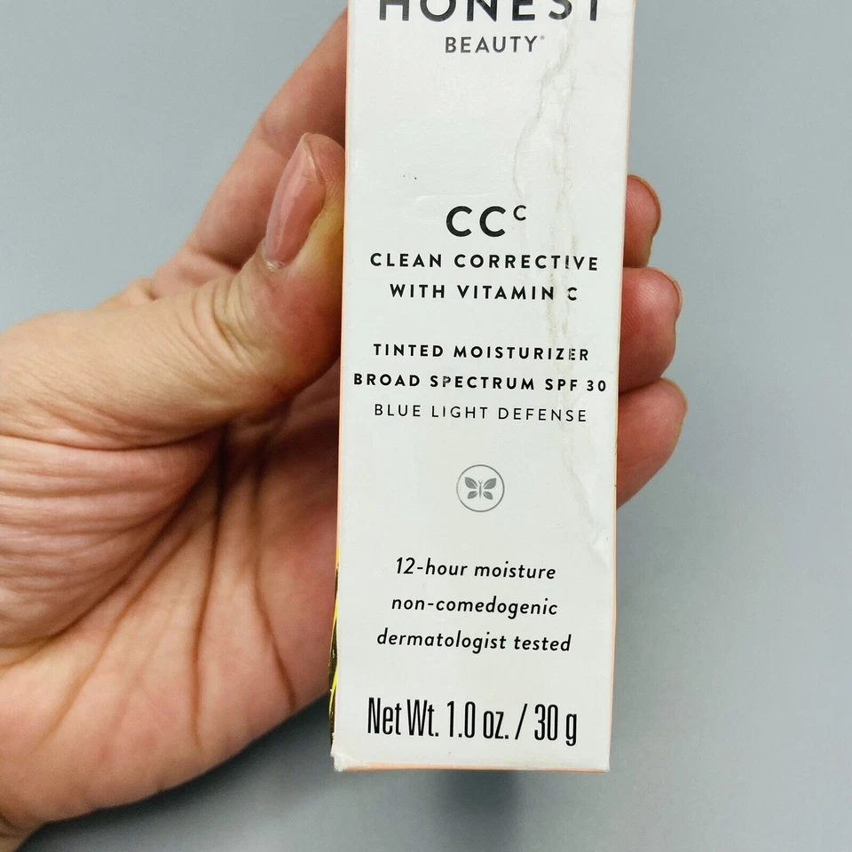 Honest Beauty Clean Corrective con Vitamina C Hidratante Tintado CC Crema Profunda Foto 2 de 4