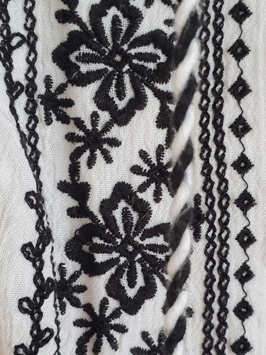 Justice Girls Summer Sundress White With Black Flowers Embroidered Size 16 - Picture 2 of 7