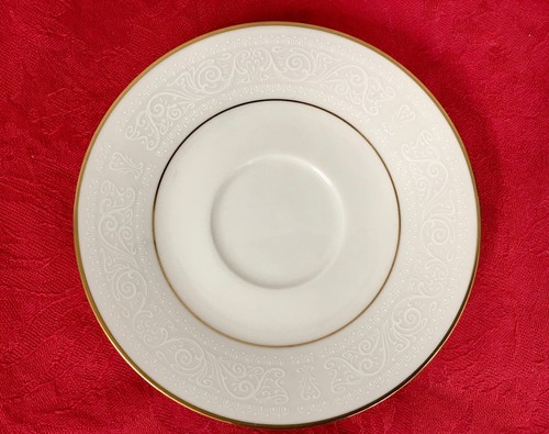 9 -Noritake Ivory China Tulane 7562 Cup & Saucer Sets. Perfect Condition. - Picture 3 of 6