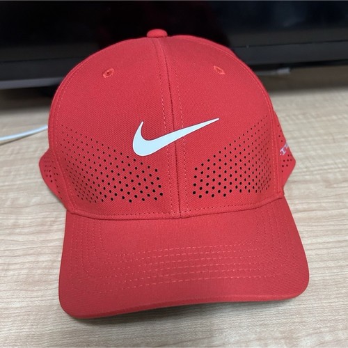 Nike Swoosh Flex Dri-Fit ADV Red Athletic Tennis Cap Hat M/L Size