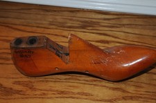 Antique Shoe Last Wooden Steel form Cobbler Vint Shoe Size 7AAA Prop Stuart
