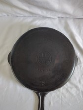  GRISWOLD 701H Cast Iron SKILLET Frying Pan #...