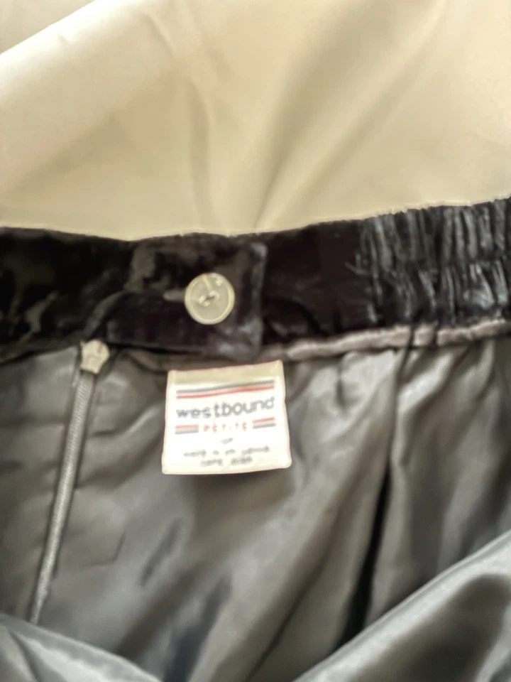 Falda Lápiz Midi Westbound Vintage Terciopelo Negro Hendidura Pequeña Talla 10 Clásica Foto 3 de 4