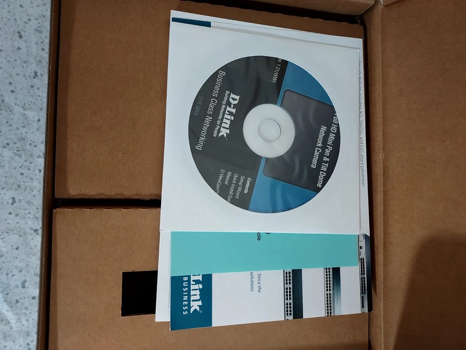 D-Link DCS-5615 Full HD Mini Pan and Tilt Dome Network Camera - Image 4 of 4