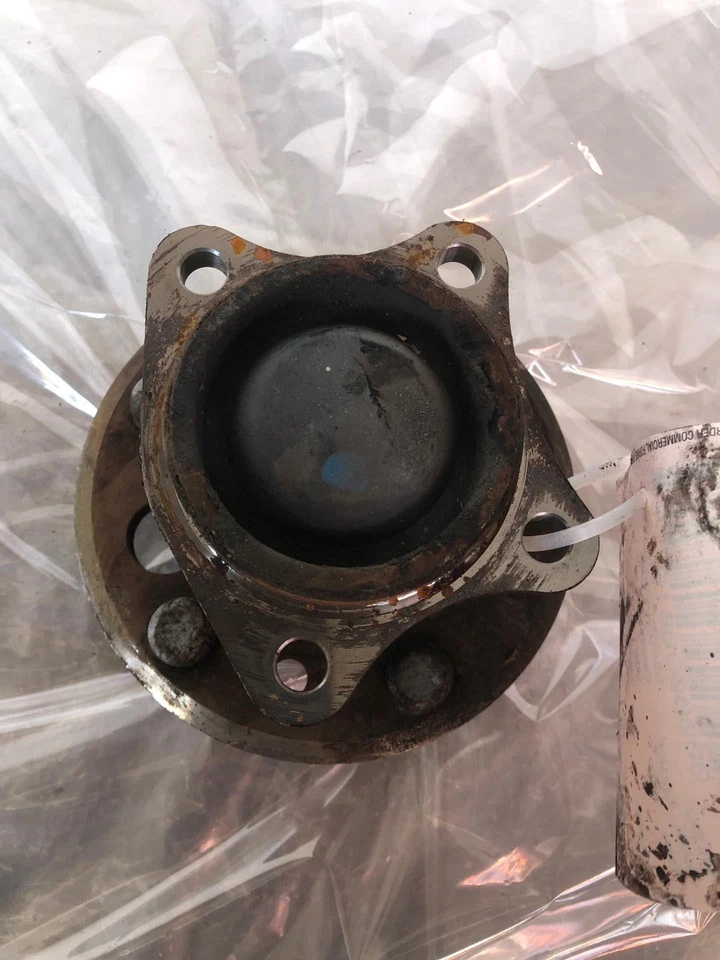 Cojinete de cubo de rueda trasera pasajero lado derecho ABS Toyota Camry LE 2002-2011 Foto 3 de 4