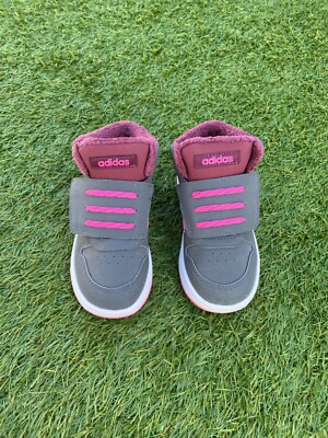 Adidas Schuhe Turnschuhe HOOPS MID 2.0 l gefüttert - Größe 26 / Neu