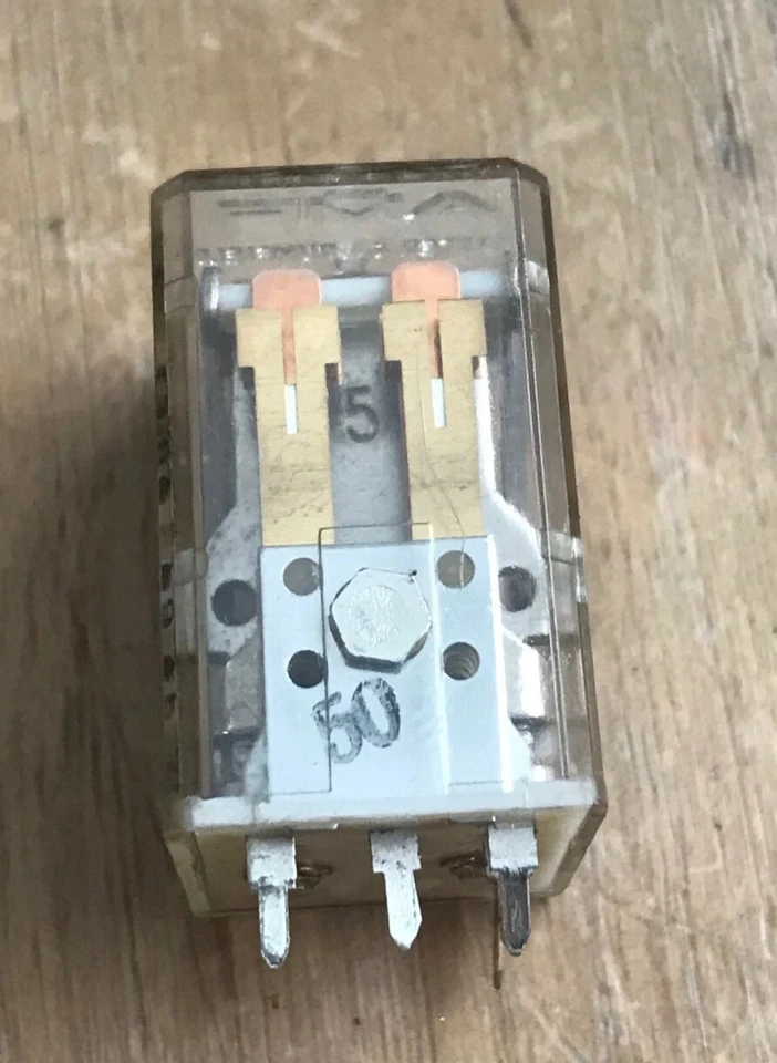 AMF POTTER & BRUMFIELD RIO-E2-Z2-JI.OK RELAY 2A 28VDC 120VAC 8 PINS LOT OF 3 - Image 3 of 4