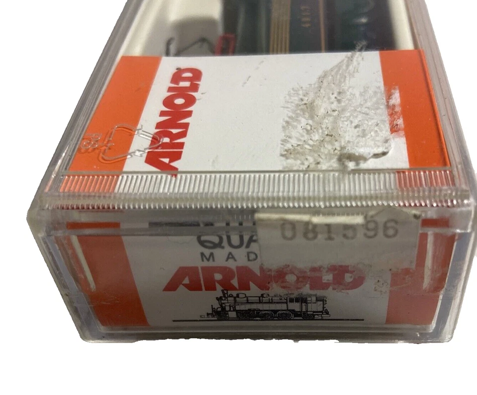 Arnold Rivarossi # 5131 N Scale GG1 Electric Locomotive  4917 Tested in Package - Image 4 of 4