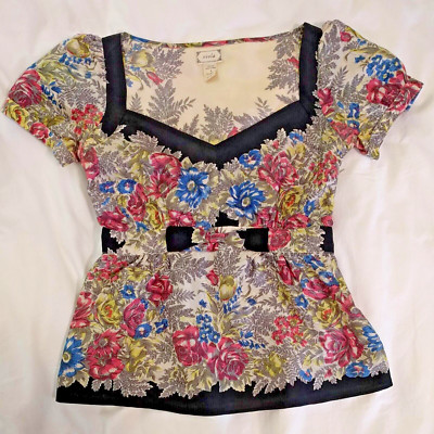 Viola Women's Floral Short Sleeve Silk blouse Size 4 (small) sweatheart neckline