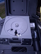 Kodak Ektagraphic III A Carousel Slide Projector with bulbs, remote, case