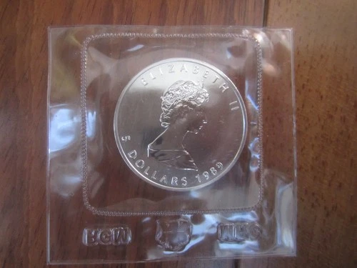 1 oz Silver Maple Leaf .9999 Pure 1989 Canada $5 SML  Original  RCM sealed