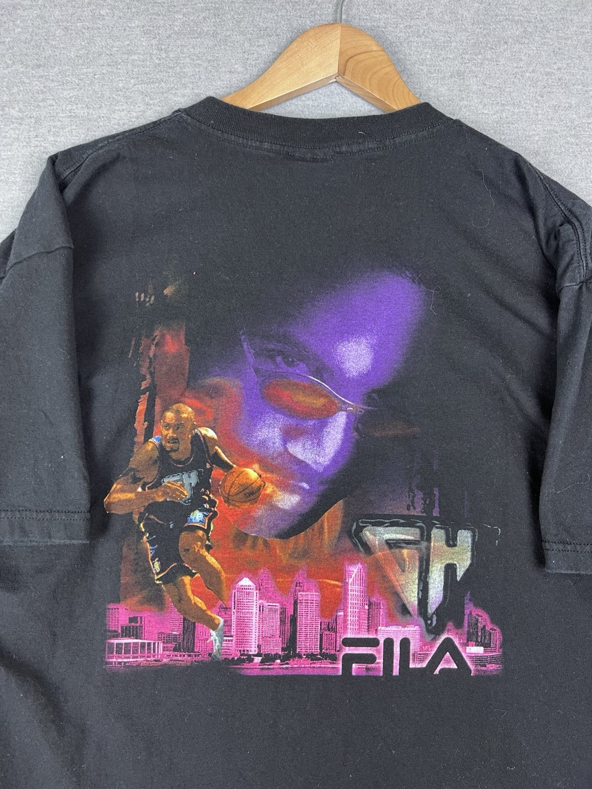 T shirt vintage Fila anni 90 Grant Hill taglia L maglietta rap