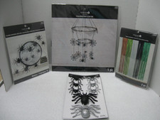 HALLOWEEN SPIDER PARTY DECORATIONS CHANDELIER TINSEL BACKDROP NEW