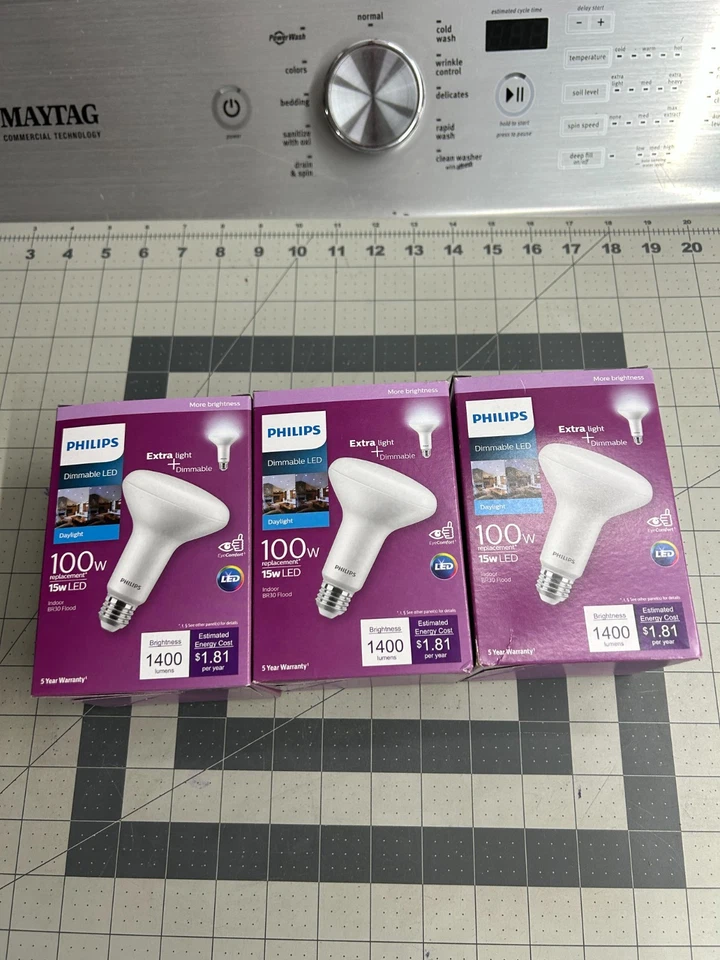 3-pack Philips 15W= 100 Watt Dimmable LED BR30 Flood Indoor Daylight Light Bulb - Image 2 of 4