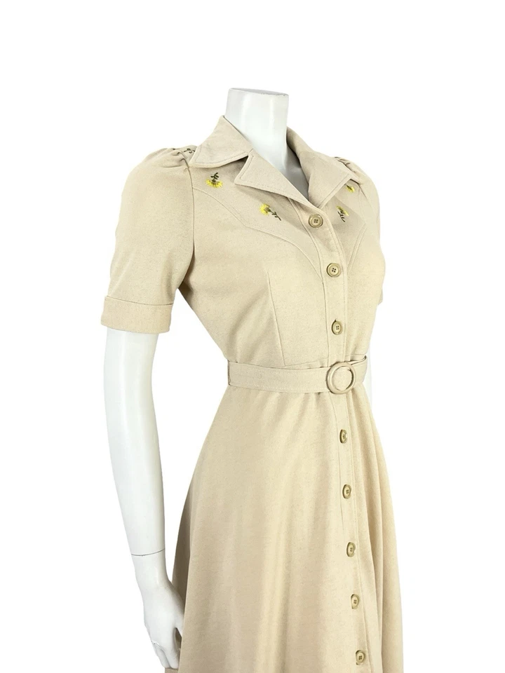 VESTIDO CAMISERO JAPONÉS VINTAGE AÑOS 70 BEIGE AMARILLO BORDADO FLORAL LÍNEA UNA CINTURÓN 8 Foto 3 de 4