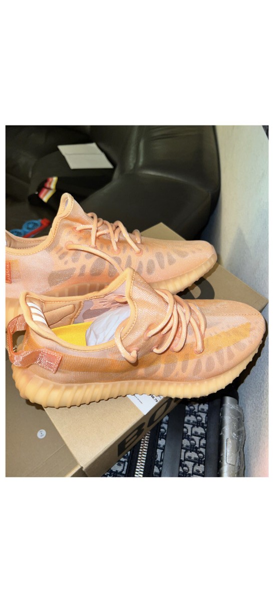 adidas gazelle silver green womens Adidas - Yeezy Boost 350 V2 'Light' (7 US) | myGemma main image 0