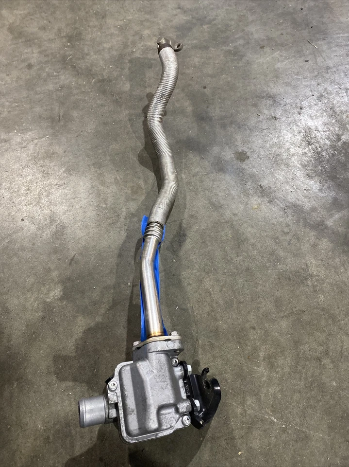 CONJUNTO DE EMISSÃO DE VÁLVULA SUBARU WRX STI FORESTER EGR USADO - Imagem 2 de 3