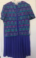 ADRIANNA PAPELL,2 Piece Pleated Skirt Suit Sz 12 blue purple teal 100 Silk