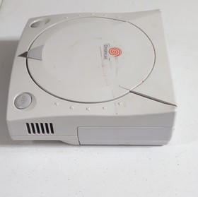 SEGA Dreamcast HKT-3020 White Console. Console only no cables. Read Description