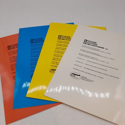 4 x VERSCHIEDENE FLUGDATEN INTERNATIONALE BÜCHER #1 #13 #14 #17 (#H1/07) - Bild 4 von 4