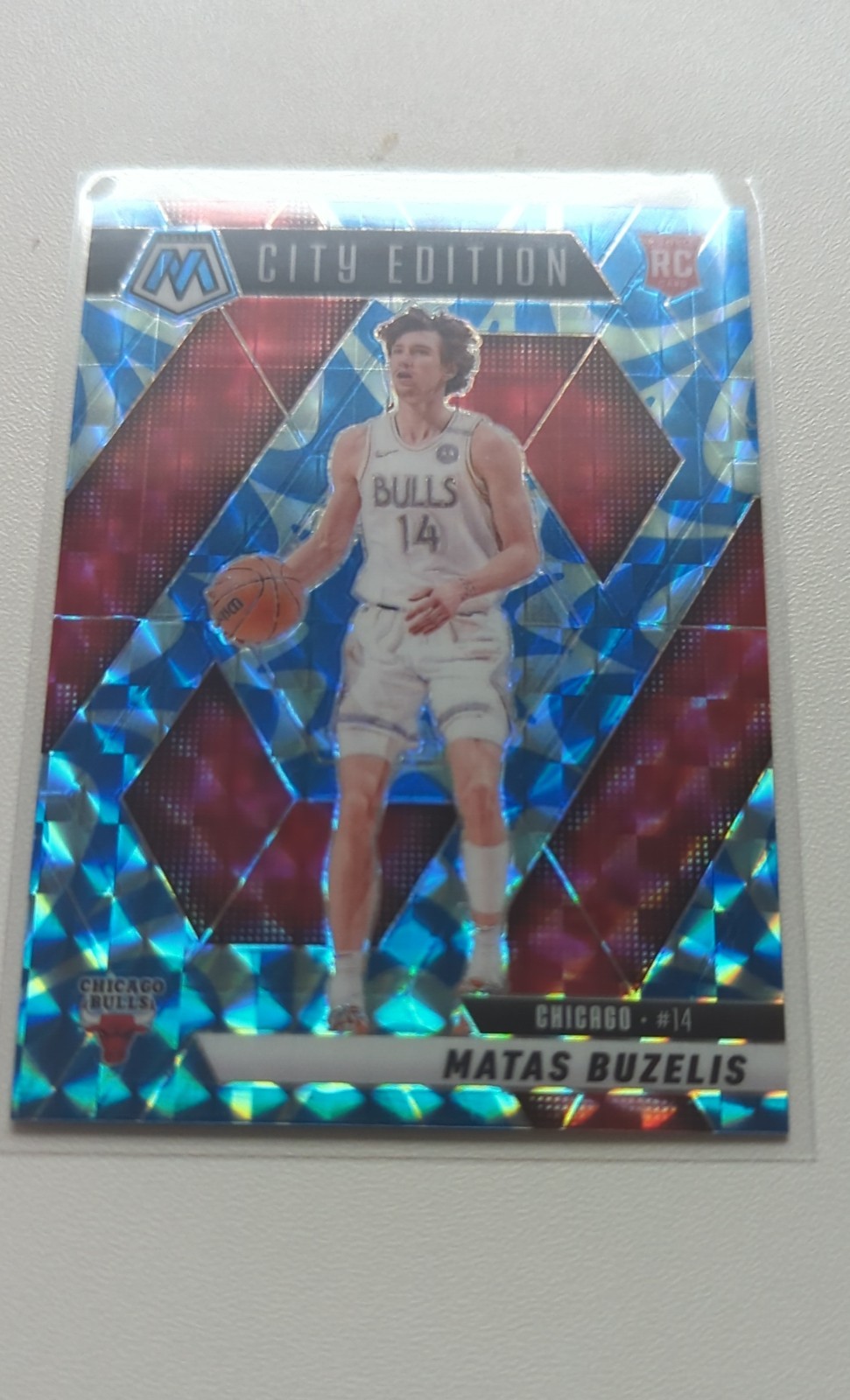 2024-25 Panini Mosaic - City Edition Matas Buzelis #273 Reactive Blue Prizm (RC)