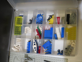 Lego Classic Space Inter-Galactic Command Base 6971 w/ instructions