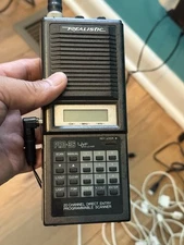 REALISTIC PRO-36 UHF-VHF 20 CHANNEL DIRECT ENTRY PROGRAMMABLE SCANNER (READ)