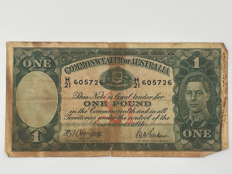 Vintage Commonwealth of Australia One Pound Banknote