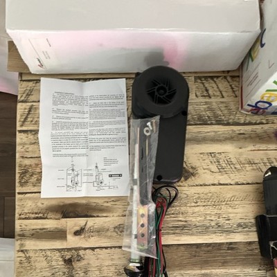 Car radio 12V Universal Auto AM FM Electric Power Automatic Antenna Aerial Kit