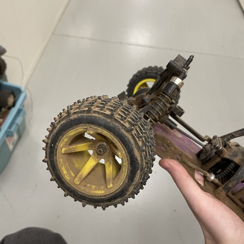 Vintage HPI Nitro RS4 MT Racing Purple Alloy Truck Roller 1/10 RS4MT - Picture 10 of 16