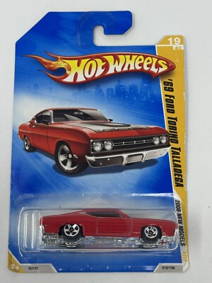 Hot Wheels 2009 New Models Red '69 Ford Torino Talladega #19 A6