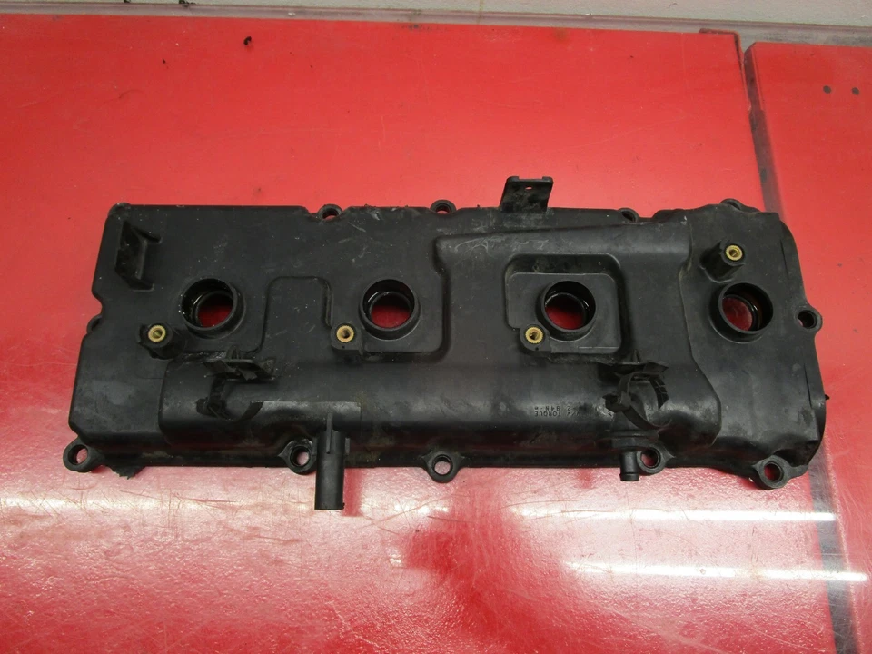 04-06 CUBIERTA VÁLVULA CILINDRO LADO IZQUIERDO MOTOR NISSAN ARMADA TITAN 5.6L OEM Foto 2 de 4