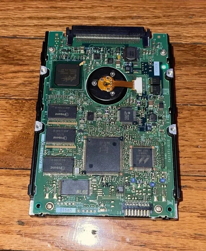 Compaq 18.2GB 10K Hard Drive BD018635C4 MAJ3182MC P/N 180726-002 ULTRA 3 SCSI - Image 2 of 2