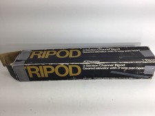 JC PENNEY TRIPOD P25023905