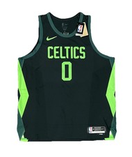 Ultimate Boston Celtics Collector and Super Fan Gift Guide 43