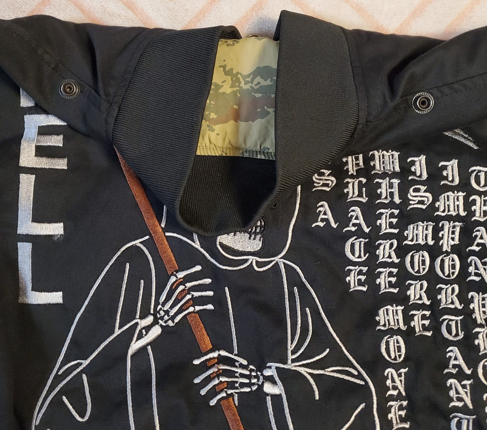 DEATH TRAITORS Reversible Bomber Jacket Black /Gr… - image 10