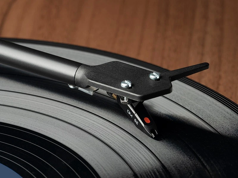 PRO JECT E1 BT GLOSS BLACK GIRADISCHI BLUETOOTH PHONO INTEGRATO NUOVO G.UFFICIAL - Immagine 3 di 3