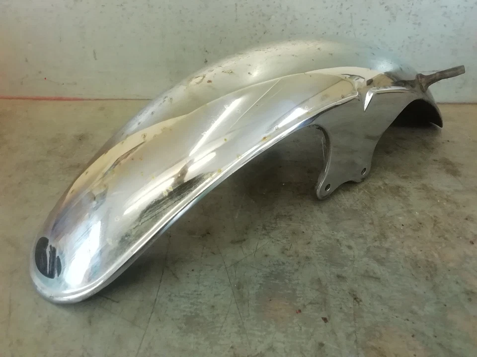 Guardabarros delantero Suzuki GR 650 Tempter Foto 3 de 4