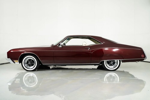1970 Buick Riviera - Picture 7 of 24