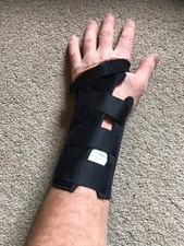 Wrist Support - Black