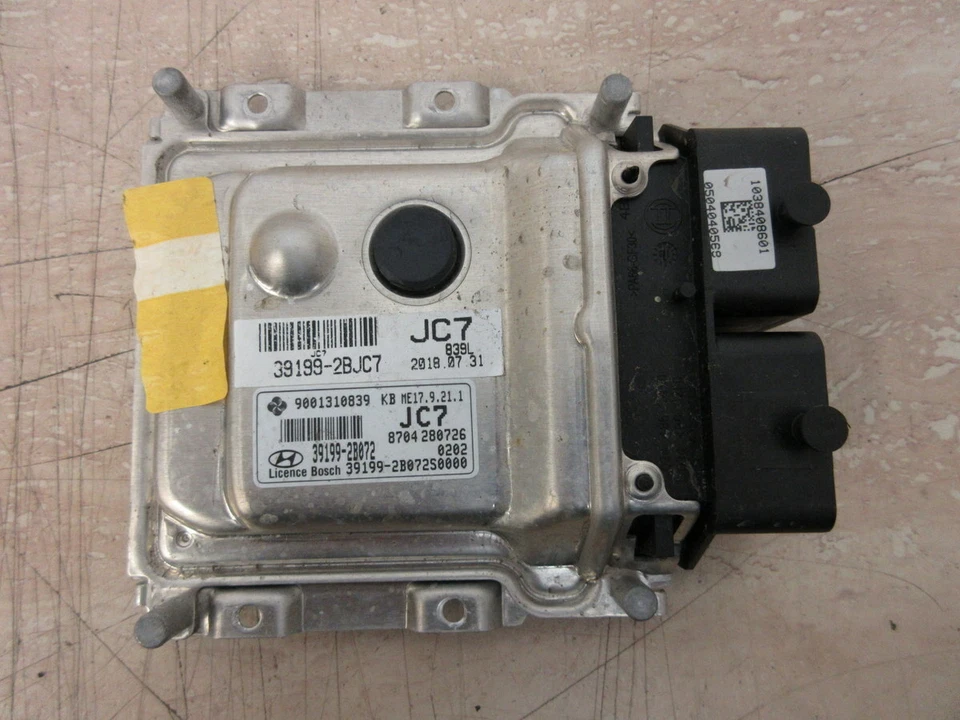 Hyundai ix20 JC 2018 1,6 juego de bloqueo - ECU caja de fusibles con cerradura de puerta, etc. Foto 3 de 4