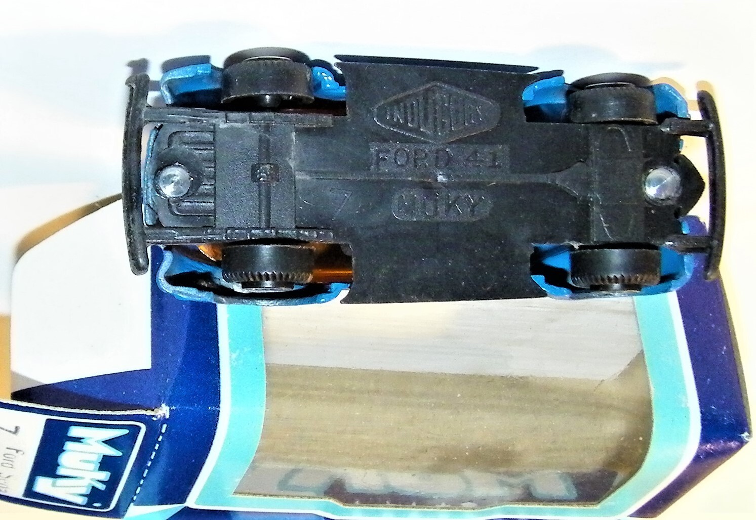 Picture 9 of 11