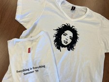 VINTAGE LAUREN HILL T SHIRT LEVI'S XL VNECK TEE EVERYTHING IS TOUR 90S DEADSTOCK