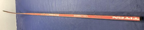 Palo de hockey de madera firmado por Mike Bossy Titan TSM4 de colección - Imagen 15 de 17