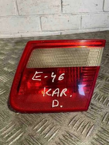 BMW 3 Touring E46 Heckklappenleuchte rechts 63218368760 8368760 2.00 32452002