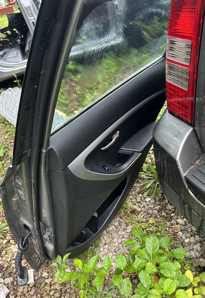 Passenger Rear Door of Hyundai Elantra GT 2016; Silver - Image 2 of 2