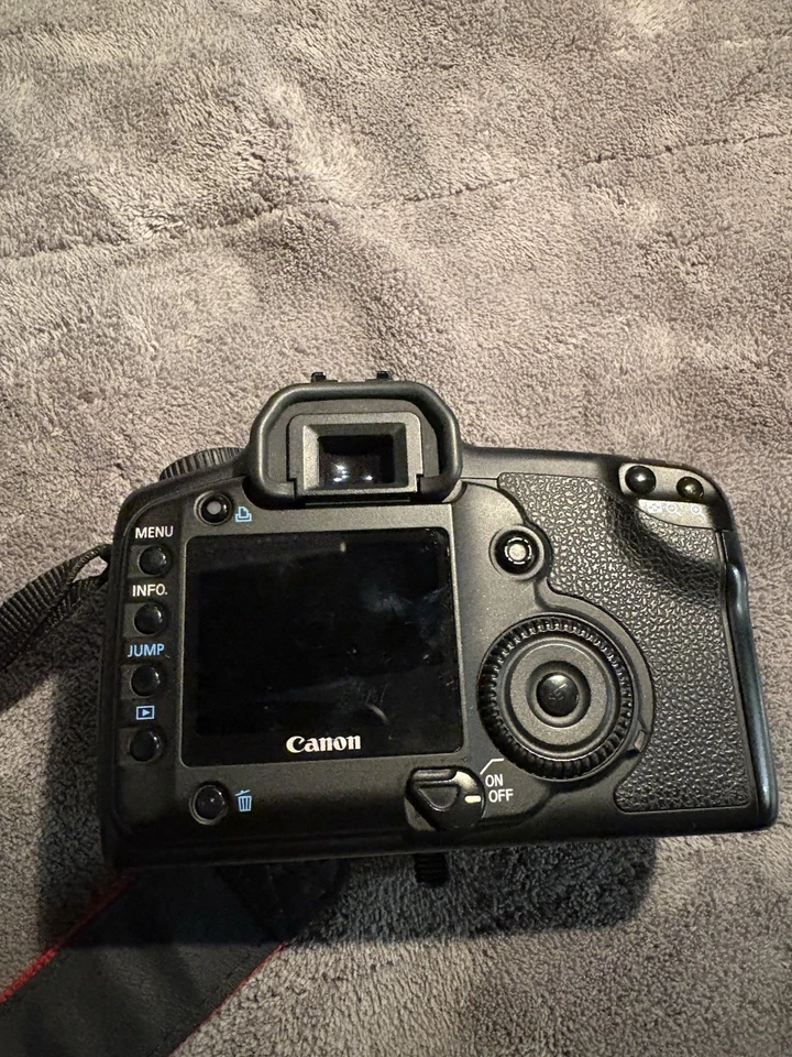 Solo cuerpo de cámara digital Canon EOS 5D SLR, DS126091, 12,8 MP, SF0017 Foto 3 de 4