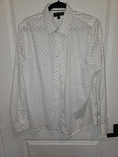 Banana Republic Men's Dress Shirt White Blue Pattern Medium Wrinkle free casual